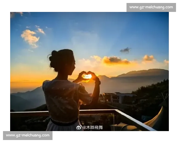 晨雾与羽翅:鸟里的早安启示 晨雾与羽翅:鸟里的早安启示